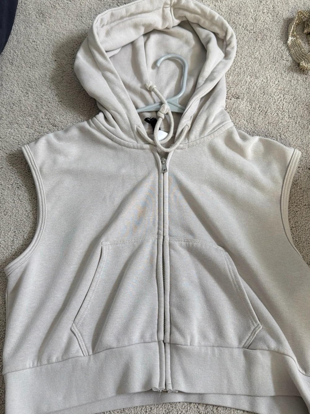 H&M Cream Sleeveless Zip Front Hoodie Crop Top